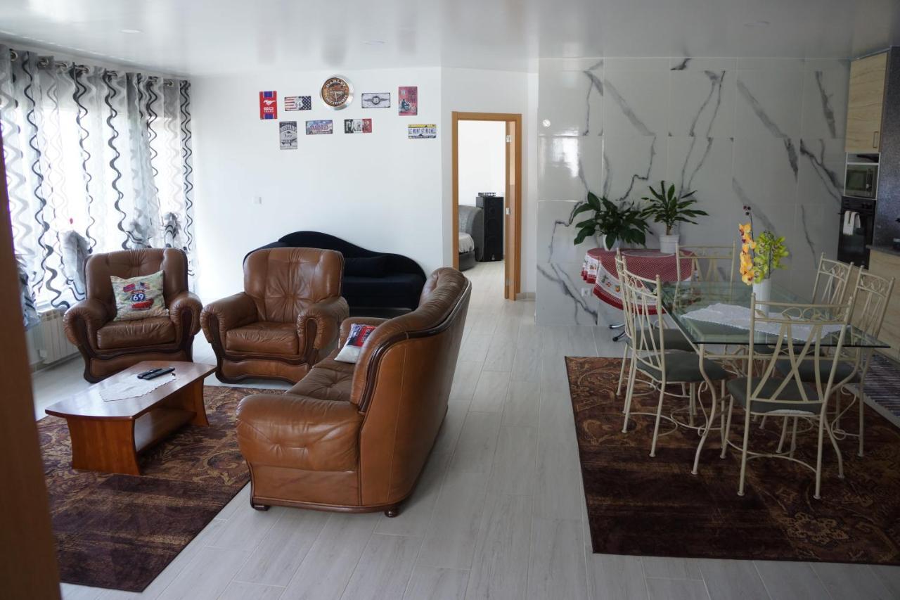 Casinha Das Bonecas - Casa Com Piscina Privada Aveiro Bagian luar foto
