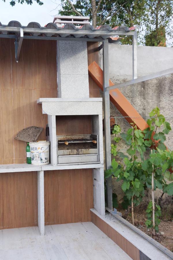 Casinha Das Bonecas - Casa Com Piscina Privada Aveiro Bagian luar foto