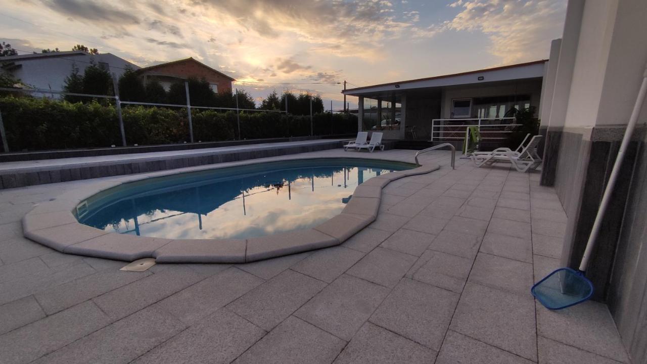 Casinha Das Bonecas - Casa Com Piscina Privada Aveiro Bagian luar foto